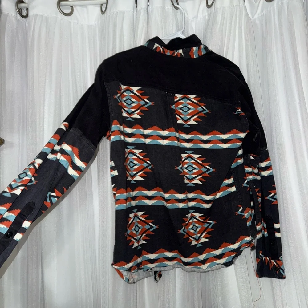 Aztec pattern Shacket - Picture 2 of 2